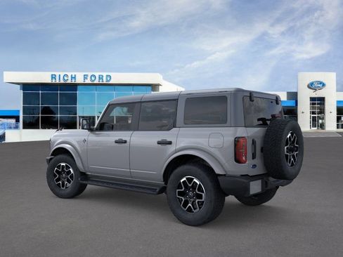 New 2026 Ford Bronco Outer Banks AWD/4WD image 8