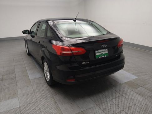 Used 2018 Ford Focus SE FWD image 5