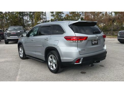 Used 2018 Toyota Highlander Limited image 7