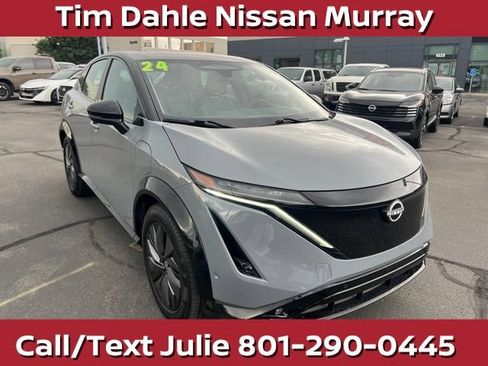 Used 2024 Nissan Ariya AWD image 3