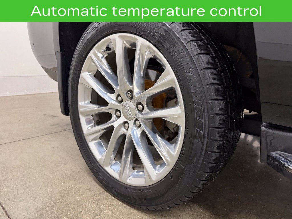 Certified 2019 Cadillac Escalade Luxury AWD/4WD image 15