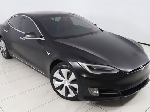 Used 2021 Tesla Model S Long Range Plus image 20