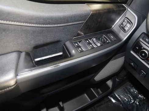Used 2023 Ford F250 Lariat w/ Lariat Ultimate Package AWD/4WD image 27