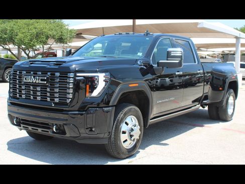 Used 2026 GMC Sierra 3500 Denali Ultimate AWD/4WD image 1