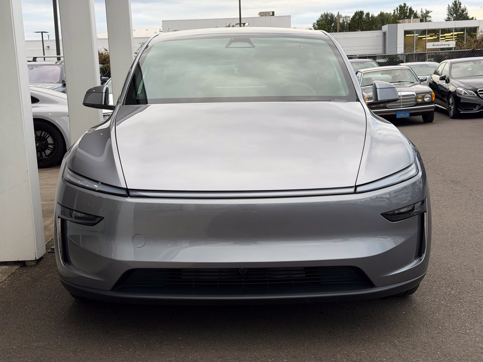 Used 2026 Tesla Model Y AWD image 2