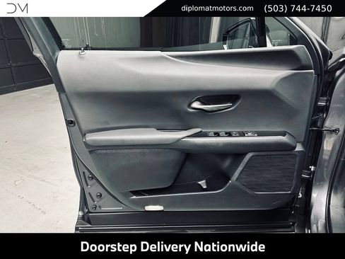 Used 2024 Lexus UX 250h F Sport AWD/4WD image 26