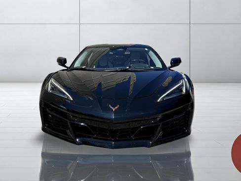 Used 2024 Chevrolet Corvette E-Ray w/ Stealth Interior Trim Package AWD/4WD image 4