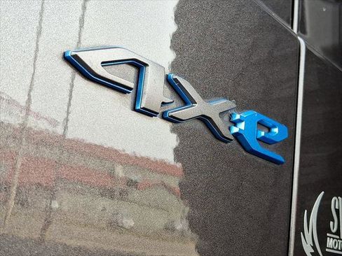 Used 2024 Jeep Wrangler Unlimited Rubicon 4xe image 15