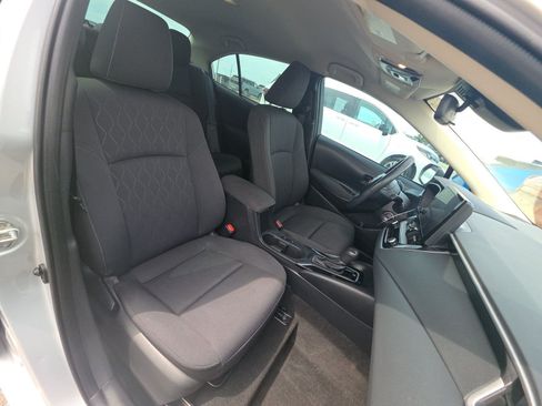 Used 2024 Toyota Corolla LE FWD image 10