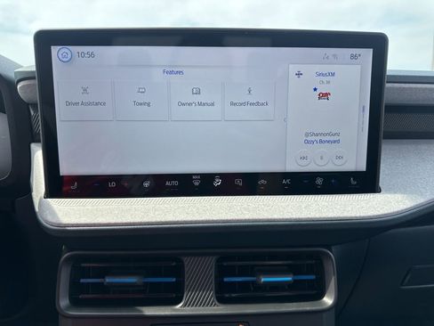 New 2025 Ford Maverick XLT w/ XLT Luxury Package image 37