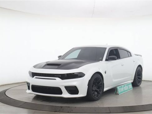 Used 2023 Dodge Charger SRT Hellcat w/ Harman/Kardon Audio Group RWD image 10