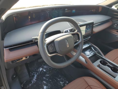 New 2026 Lincoln Nautilus Reserve w/ Jet Appearance Package image 13