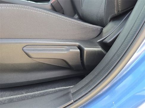 Used 2024 Subaru Crosstrek 2.0i Premium image 16