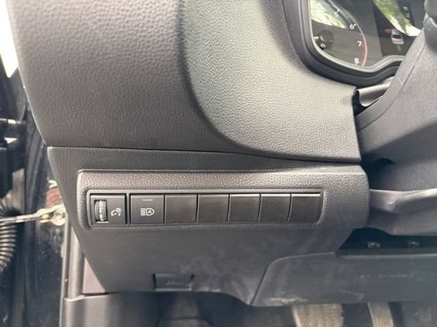 Used 2024 Toyota Corolla LE FWD image 25