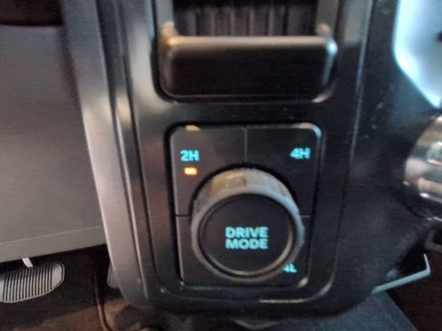 Used 2025 Ford F150 XLT w/ Equipment Group 301A Standard AWD/4WD image 19