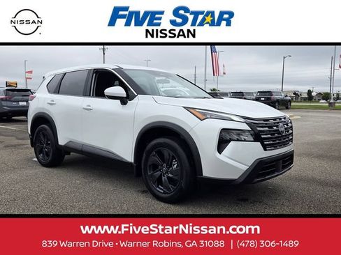 New 2026 Nissan Rogue SV FWD image 1