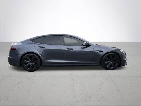 Used 2022 Tesla Model S image 5