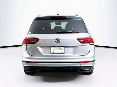 Used 2020 Volkswagen Tiguan SE R-Line FWD image 7