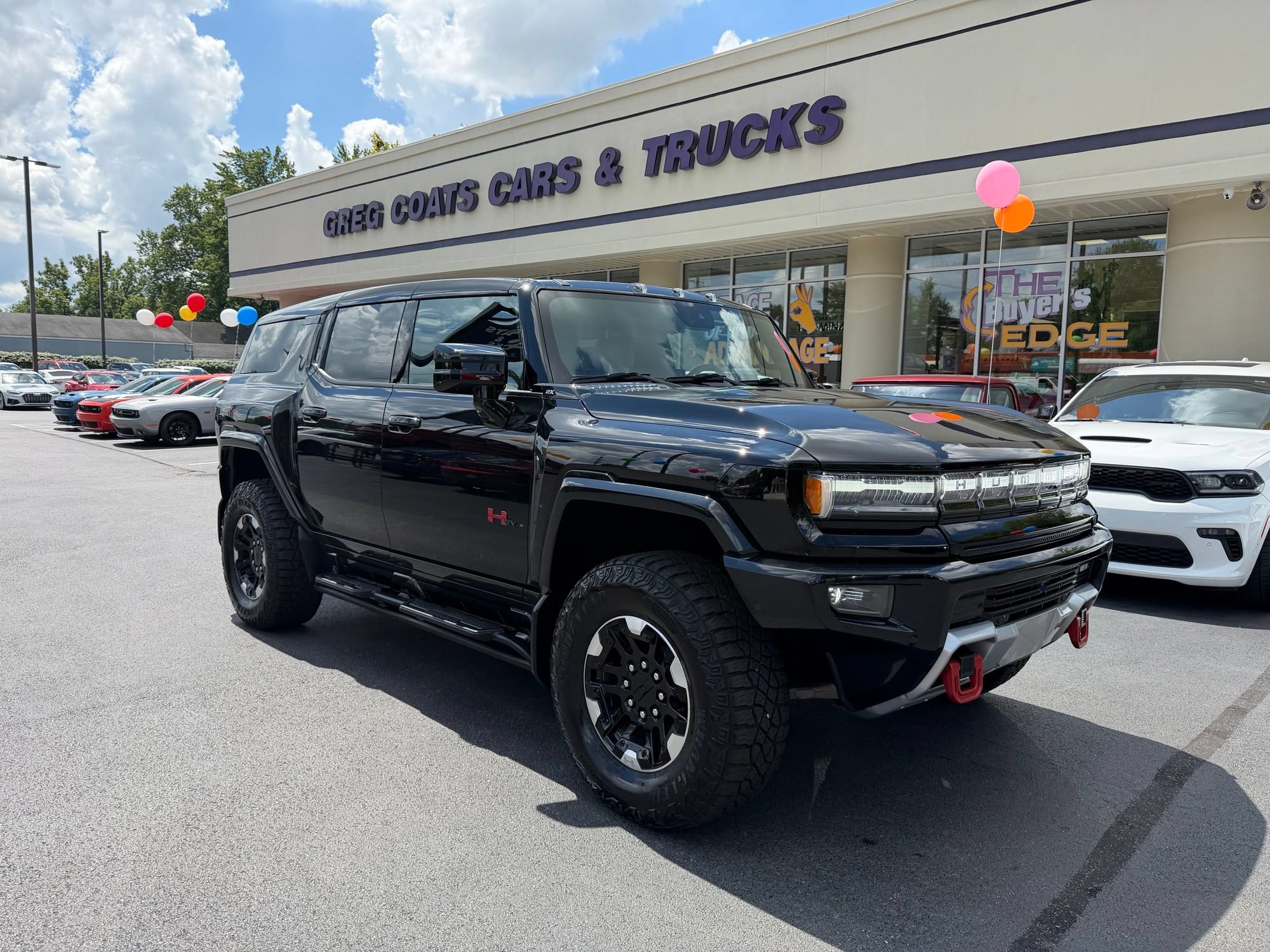 Used 2024 GMC Hummer EV 2X w/ Extreme Off-Road Package AWD/4WD image 1