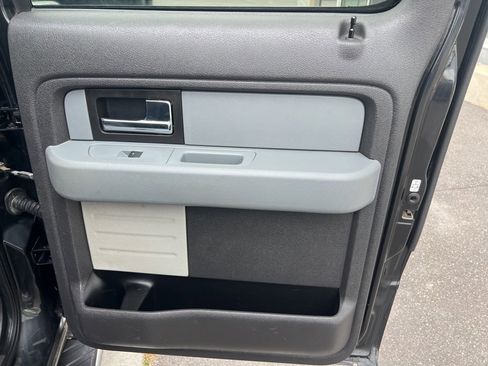 Used 2013 Ford F150 XLT w/ XTR Pkg image 26