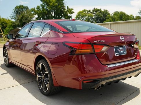 Used 2023 Nissan Altima 2.5 SR AWD/4WD image 4