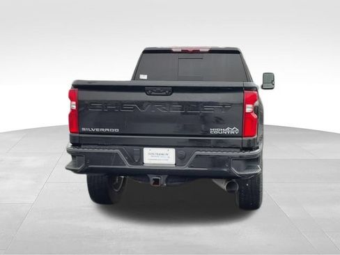 Used 2024 Chevrolet Silverado 2500 High Country AWD/4WD image 7