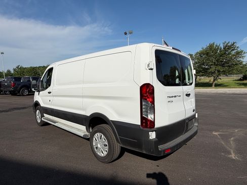 Used 2024 Ford Transit 250 Low Roof w/ Exterior Upgrade Package RWD image 9