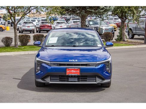 Used 2025 Kia K4 EX FWD image 3