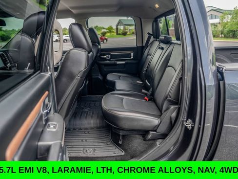Used 2017 RAM 1500 Laramie w/ Convenience Group AWD/4WD image 17