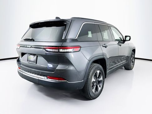 Used 2024 Jeep Grand Cherokee Limited 4xe image 9