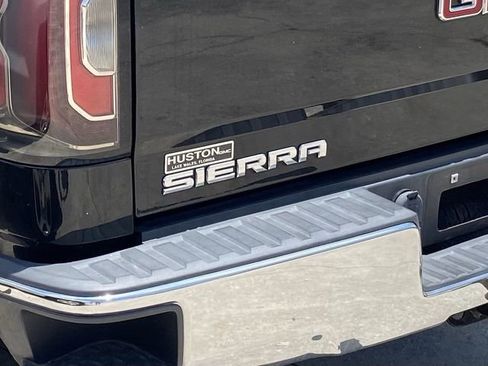 Used 2018 GMC Sierra 1500 SLT w/ SLT Premium Package AWD/4WD image 4