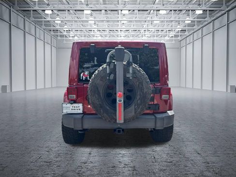 Used 2012 Jeep Wrangler Unlimited Rubicon w/ Dual Top Group AWD/4WD image 6
