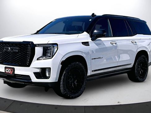 Used 2023 GMC Yukon Denali Ultimate image 4