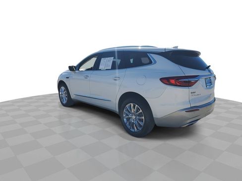 Used 2021 Buick Enclave Premium w/ Sun and Sites Package image 6