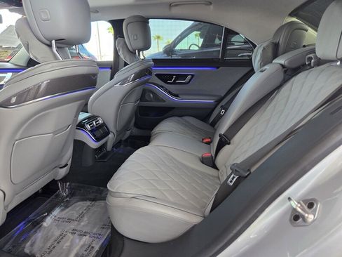 Certified 2022 Mercedes-Benz S 580 4MATIC Sedan image 14