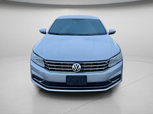 Used 2017 Volkswagen Passat 1.8T SE image 15