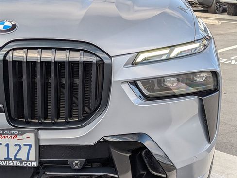 Used 2023 BMW X7 xDrive40i w/ M Sport Package image 20