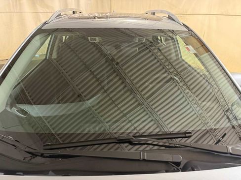 Used 2023 Subaru Impreza Premium image 14