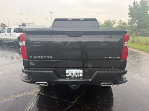 Used 2024 Chevrolet Silverado 1500 Custom Trail Boss AWD/4WD image 7