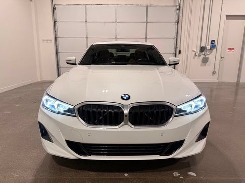 Used 2024 BMW 330i xDrive Sedan w/ Convenience Package AWD/4WD image 2