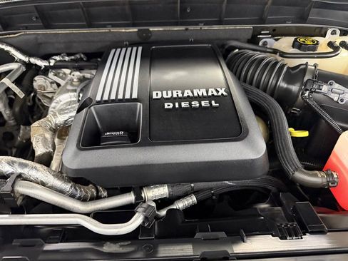 Used 2021 GMC Sierra 1500 AT4 w/ AT4 Preferred Package AWD/4WD image 34