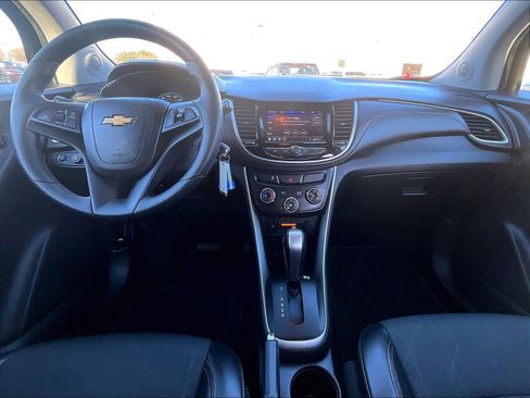 Used 2022 Chevrolet Trax LT image 20