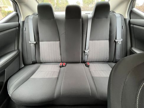 Used 2025 Nissan Sentra SV image 36