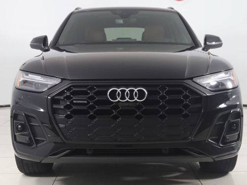 Used 2023 Audi Q5 2.0T Prestige w/ Prestige Package AWD/4WD image 53