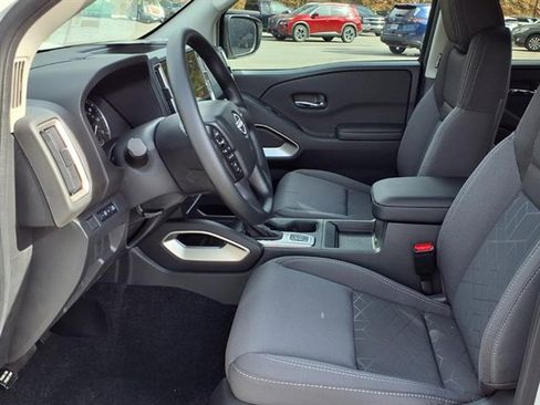 New 2026 Nissan Frontier SV AWD/4WD image 13