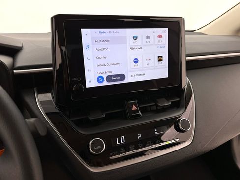 Used 2026 Toyota Corolla LE w/ Carpet Mat Package (TMS) image 19