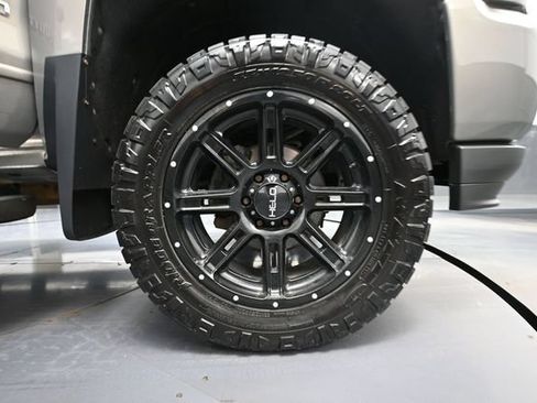 Used 2017 Chevrolet Silverado 1500 LT w/ All Star Edition AWD/4WD image 18