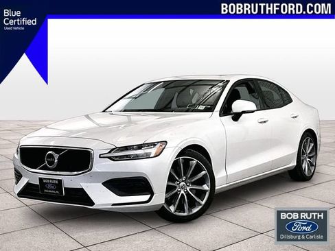 Used 2020 Volvo S60 T6 Momentum AWD/4WD image 1