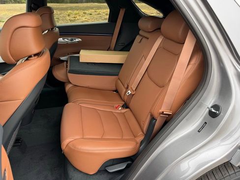 New 2026 Genesis GV70 2.5T Advanced image 23