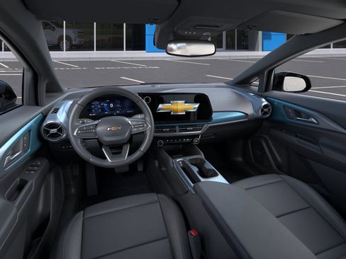 New 2026 Chevrolet Equinox EV LT image 15